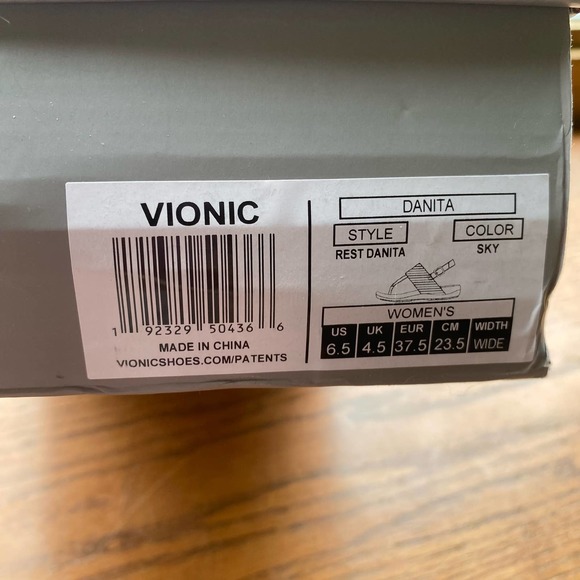 NIB Vionic Rest Danita Adjustable T-Strap Sandals In Sky Sz 6.5 - Picture 13 of 13